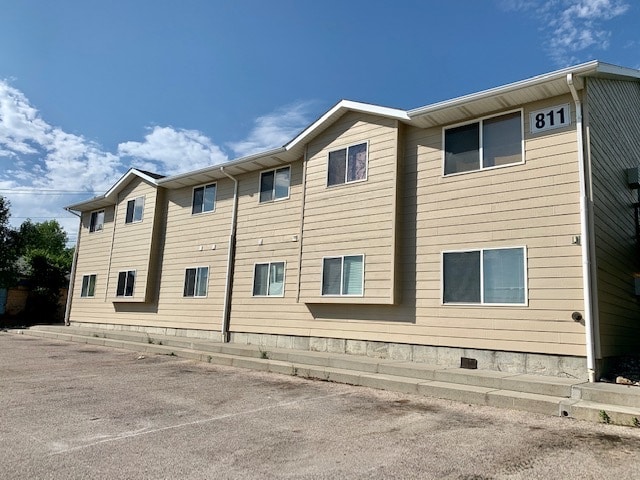 Building Photo - 811 Mallow St