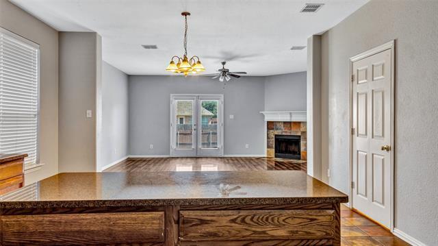 Building Photo - 11546 La Grange Dr