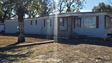 Building Photo - Updated 2BR / 1BA Single-Wide Home for Rent – Move-In Ready!