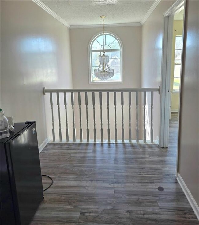 Building Photo - 1696 Central Park Loop