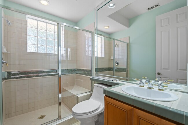 Building Photo - 50665 Spyglass Hill Dr