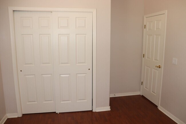 Building Photo - Beautiful West Side Home in Gated Community