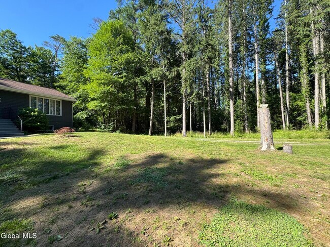 Building Photo - 4264 NY-50