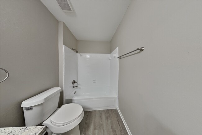 Building Photo - 18150 River Sage Dr