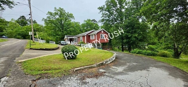 Building Photo - 3229 Westonia Dr