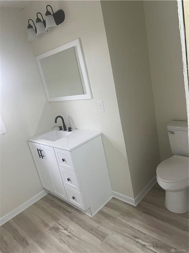 Building Photo - Family Home for Rent in Jamestown