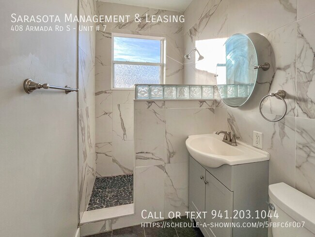 Building Photo - 408 Armada Rd S