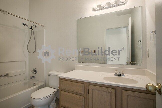 Building Photo - 10749 Capricorn Pl NW