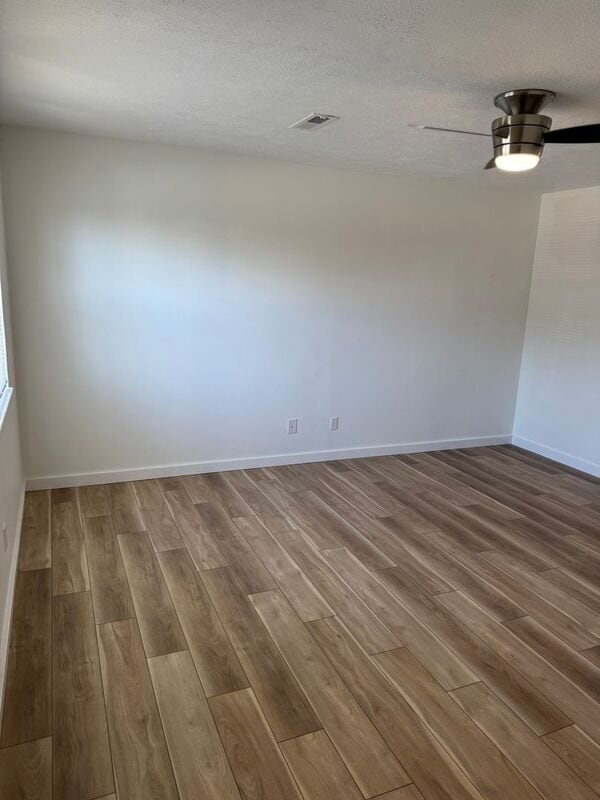 Building Photo - 623 E Bain St