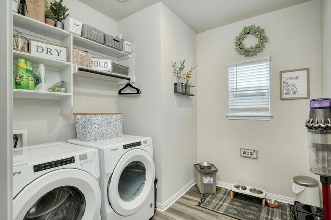 Building Photo - 636 Wild Spur Ln