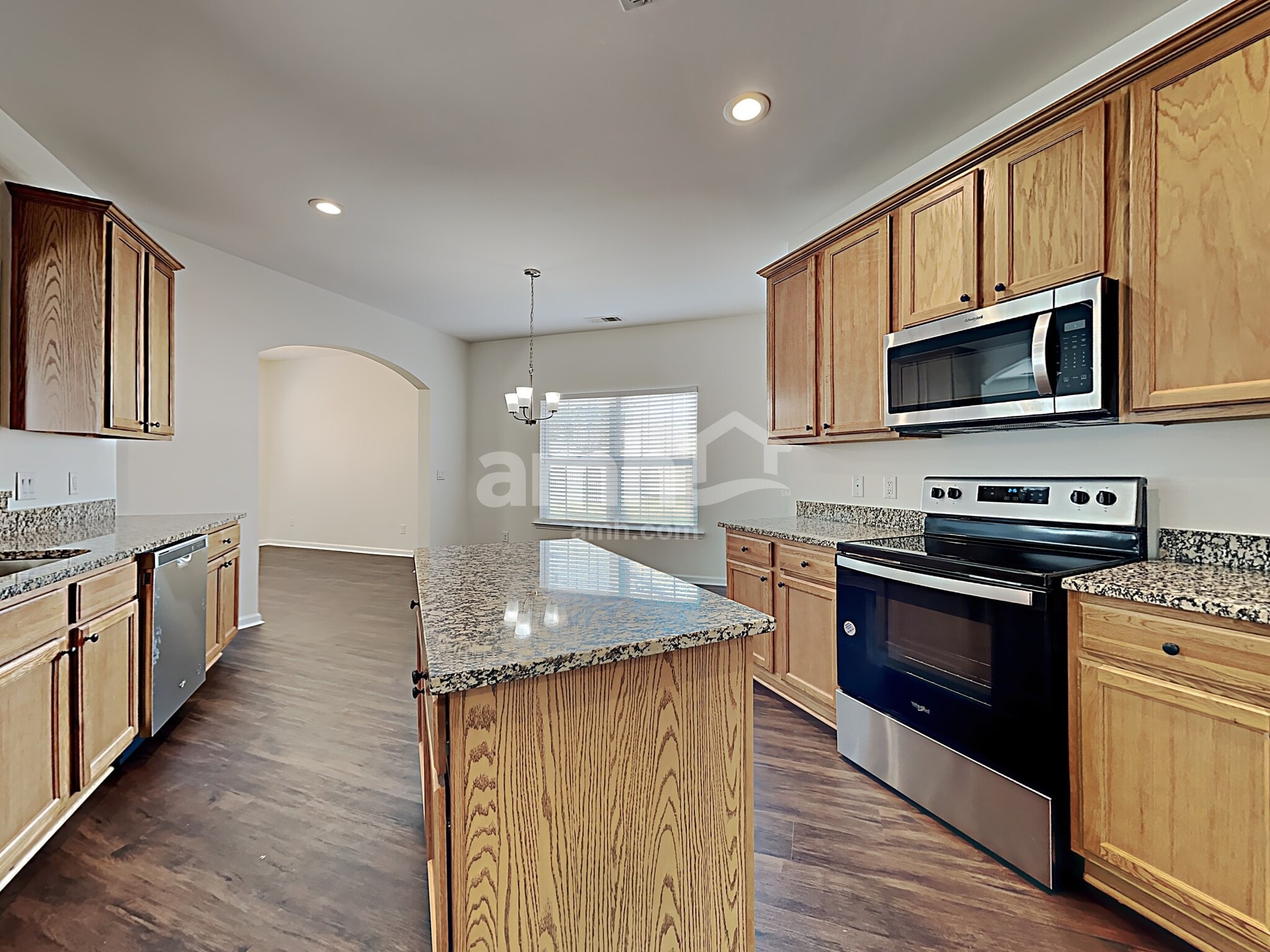 Building Photo - 37 Sand Live Oak Dr