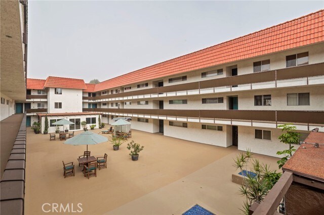 Building Photo - 3939 E