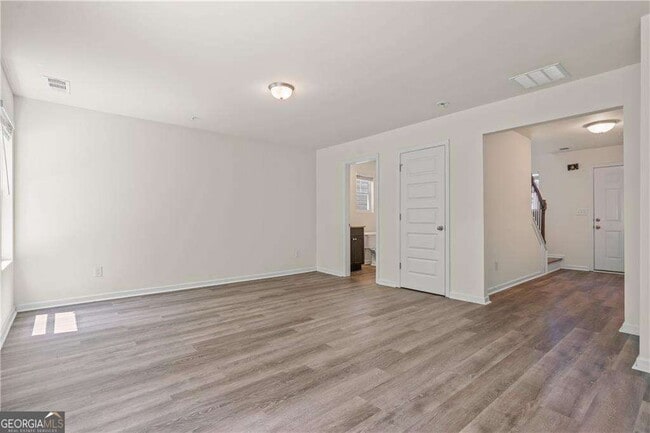 Building Photo - 631 Carlton Pointe Dr