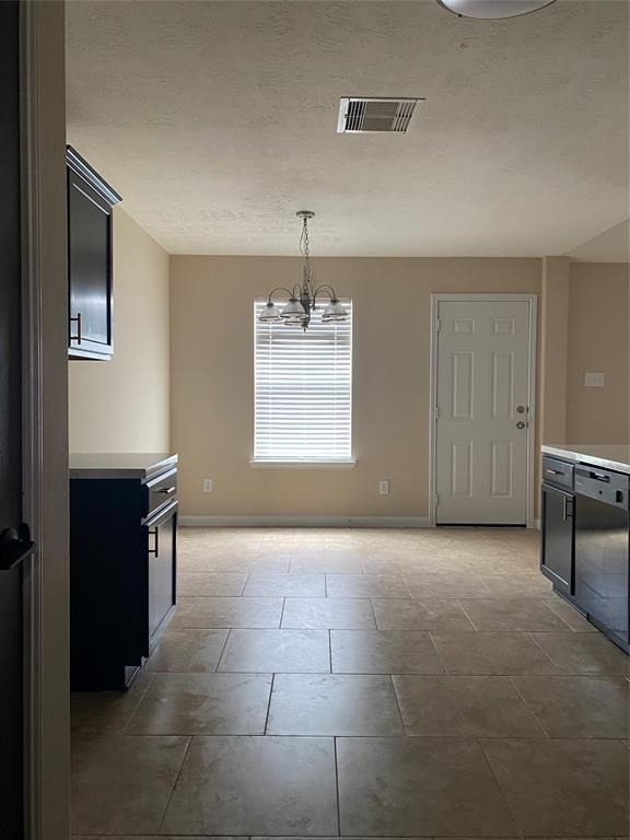 Building Photo - 3218 Dove Cove Cir