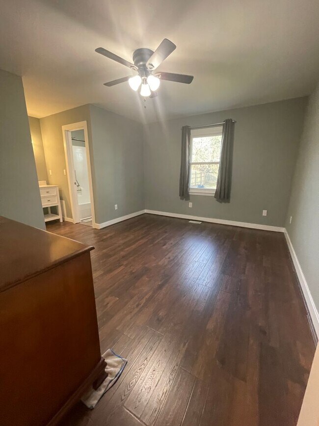 Building Photo - Lovely Single Family Ranch Home in Edgefield