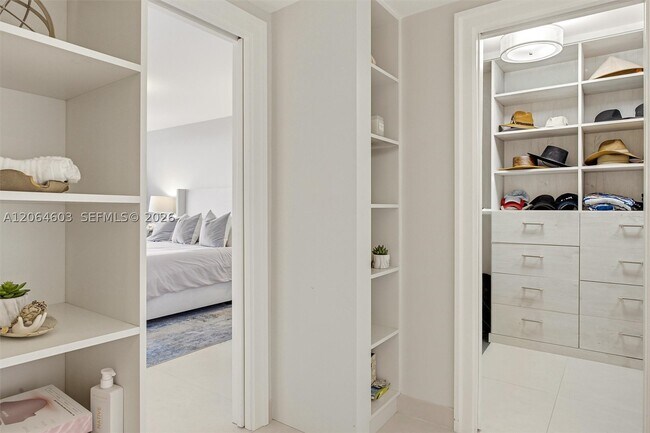 Building Photo - 5600 Collins Ave