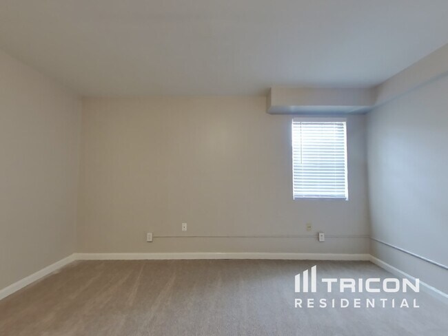 Building Photo - 4946 Martin Farms Rd