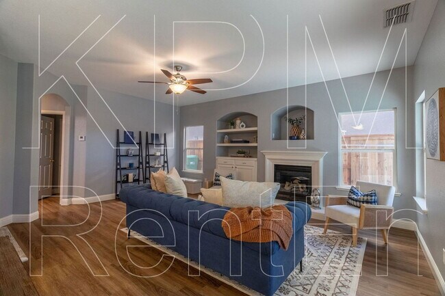 Building Photo - 6221 Crestview Cir