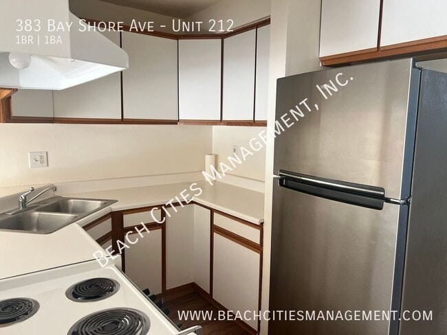 Building Photo - 383 Bay Shore Ave