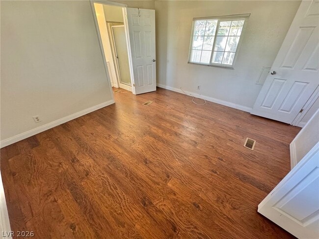 Building Photo - 5239 Ocala Ln