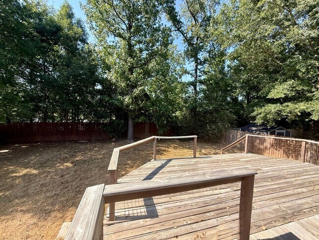 Building Photo - 149 Rolling Oaks Dr