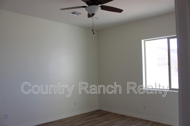 Building Photo - 2905 Kolob Canyon Dr