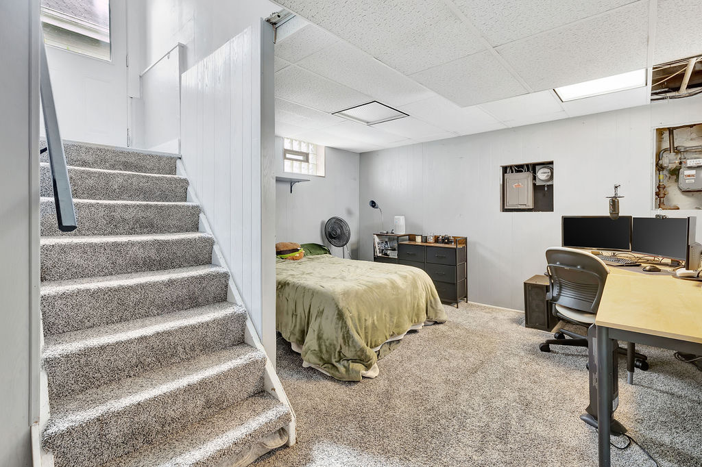 Building Photo - 3242 Stanhope Ave