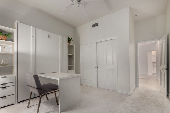 Building Photo - 6711 E Camelback Rd