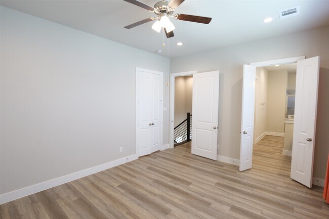 Building Photo - 9004 Lonestar Creekbend Ln