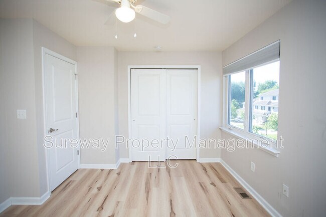 Building Photo - 6 Regency Ct