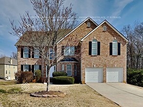 Building Photo - 707 Dellrose Trce