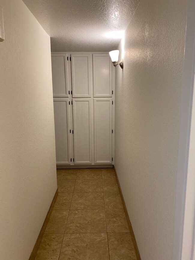 Building Photo - 2 Bedroom 2 Bath in Prime Tempe Location!