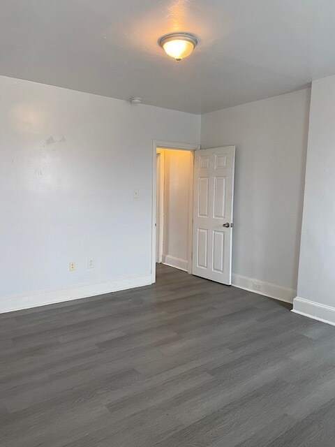 Building Photo - 479 Mill Rd