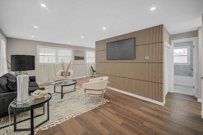 Building Photo - 18331 John Ave