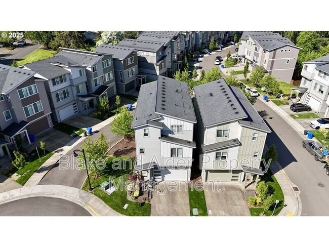 Building Photo - 12357 SE Goali Ct