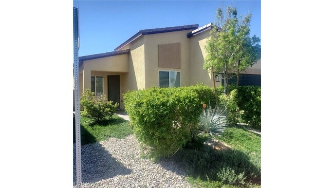 Building Photo - 7441 Sunray Point St