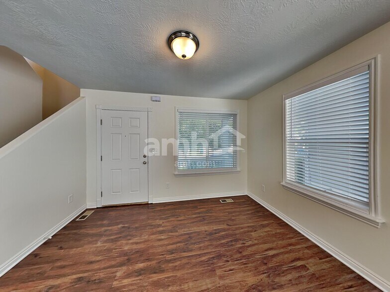 Building Photo - 154 Crystal Bay Dr