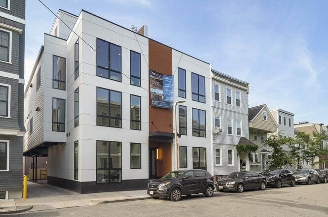 Building Photo - 532 E 3rd St