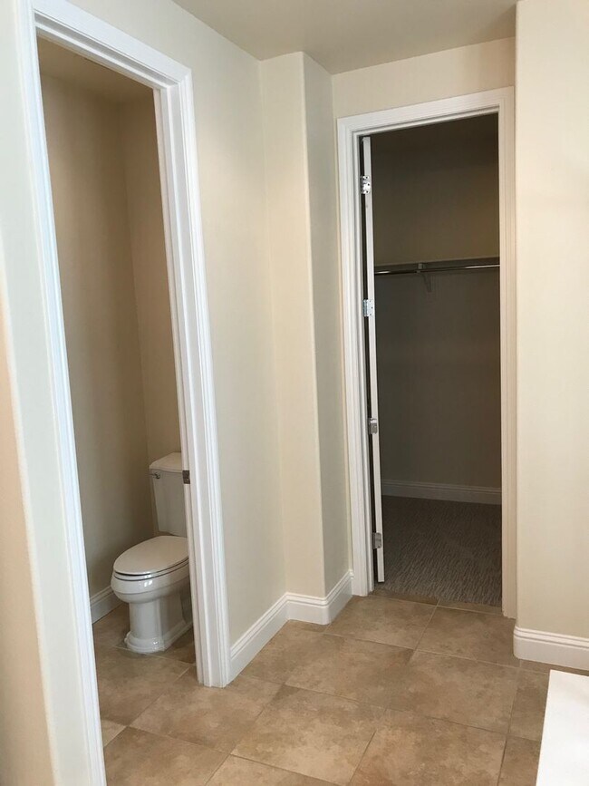 Building Photo - Two Story Home in Somersett Vue Community