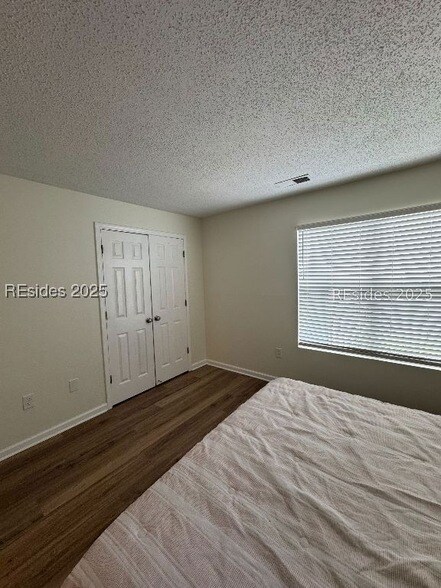 Building Photo - 28 Old S Ct