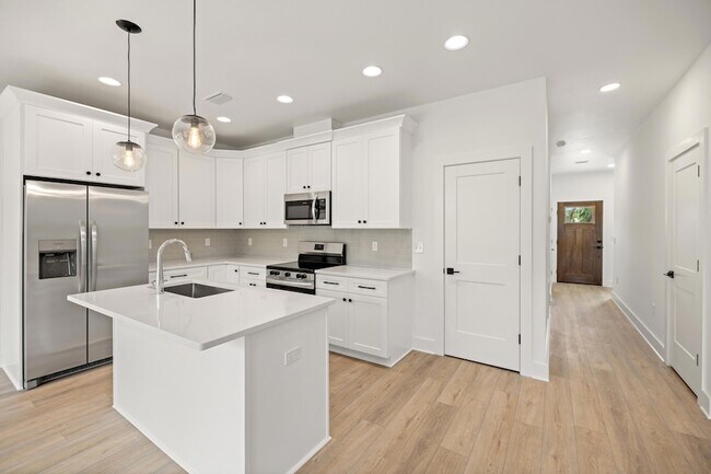 Building Photo - 1605 Beckett Blvd