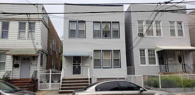 Primary Photo - 168 Clendenny Ave
