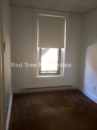 Building Photo - 1061 Beacon St