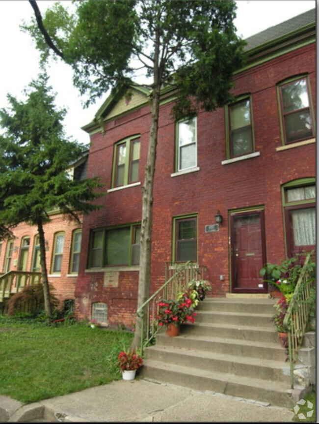 Building Photo - 11327 S St Lawrence Ave