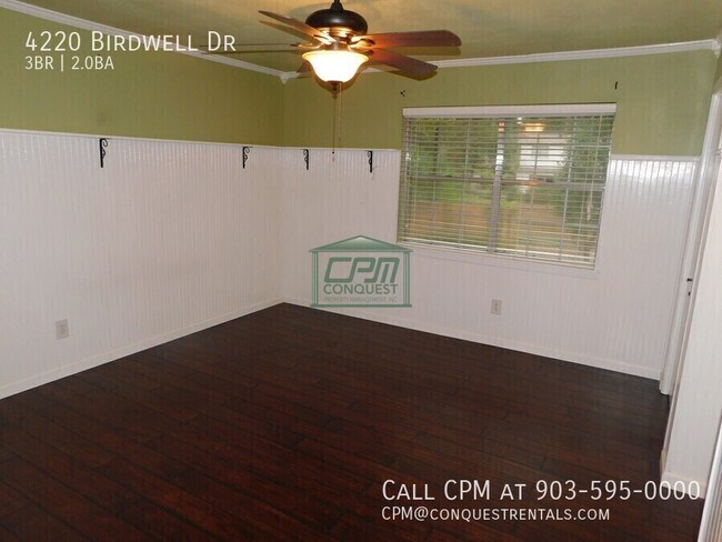 Building Photo - 4220 Birdwell Dr