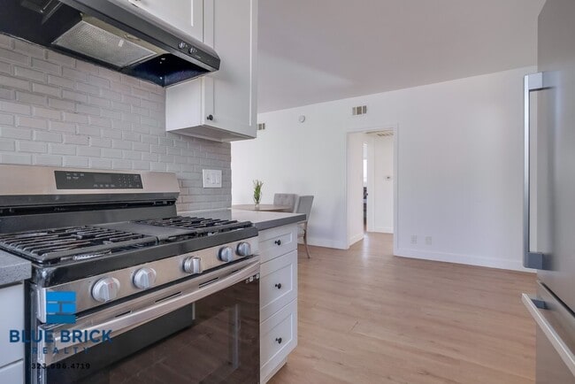 Building Photo - 5312 Corteen Pl