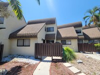 Building Photo - Condo for rent