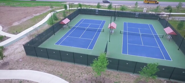 Building Photo - 8745 Ironwood Hill