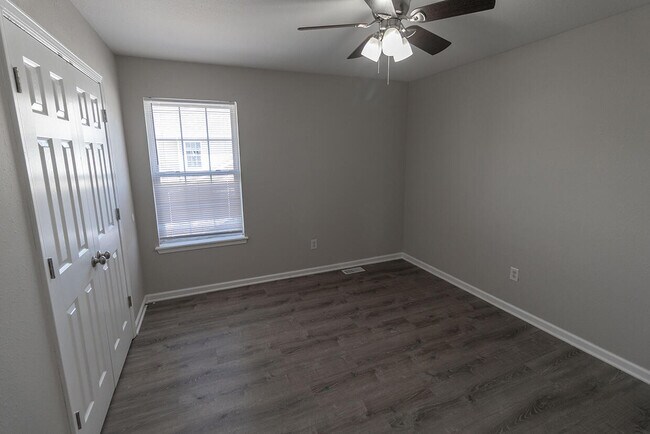 Building Photo - 1403 Bodie Dr