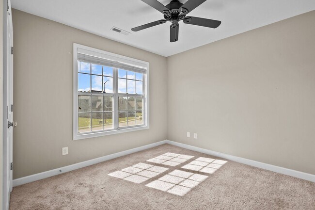 Building Photo - Welcome to Wynbrookee Lane!